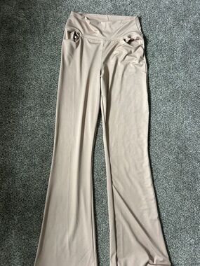 HEIMISH USA Nude-Taupe High-Waist Flare Leggings